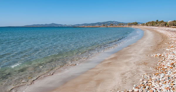 Piso Aliki Beach