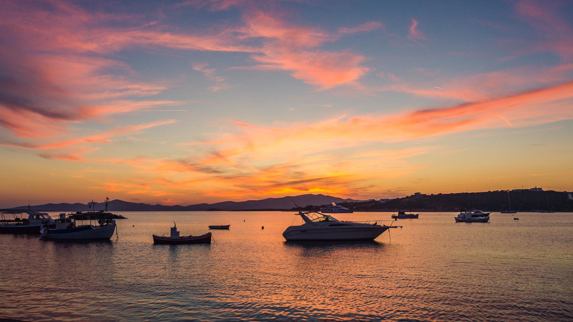 Explore Aliki Village