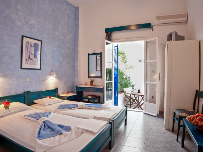 Villa Anna Maria Aliki Paros Rooms 01